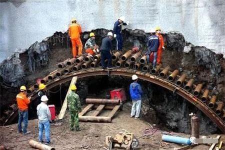 武威隧道钢花管支护案例